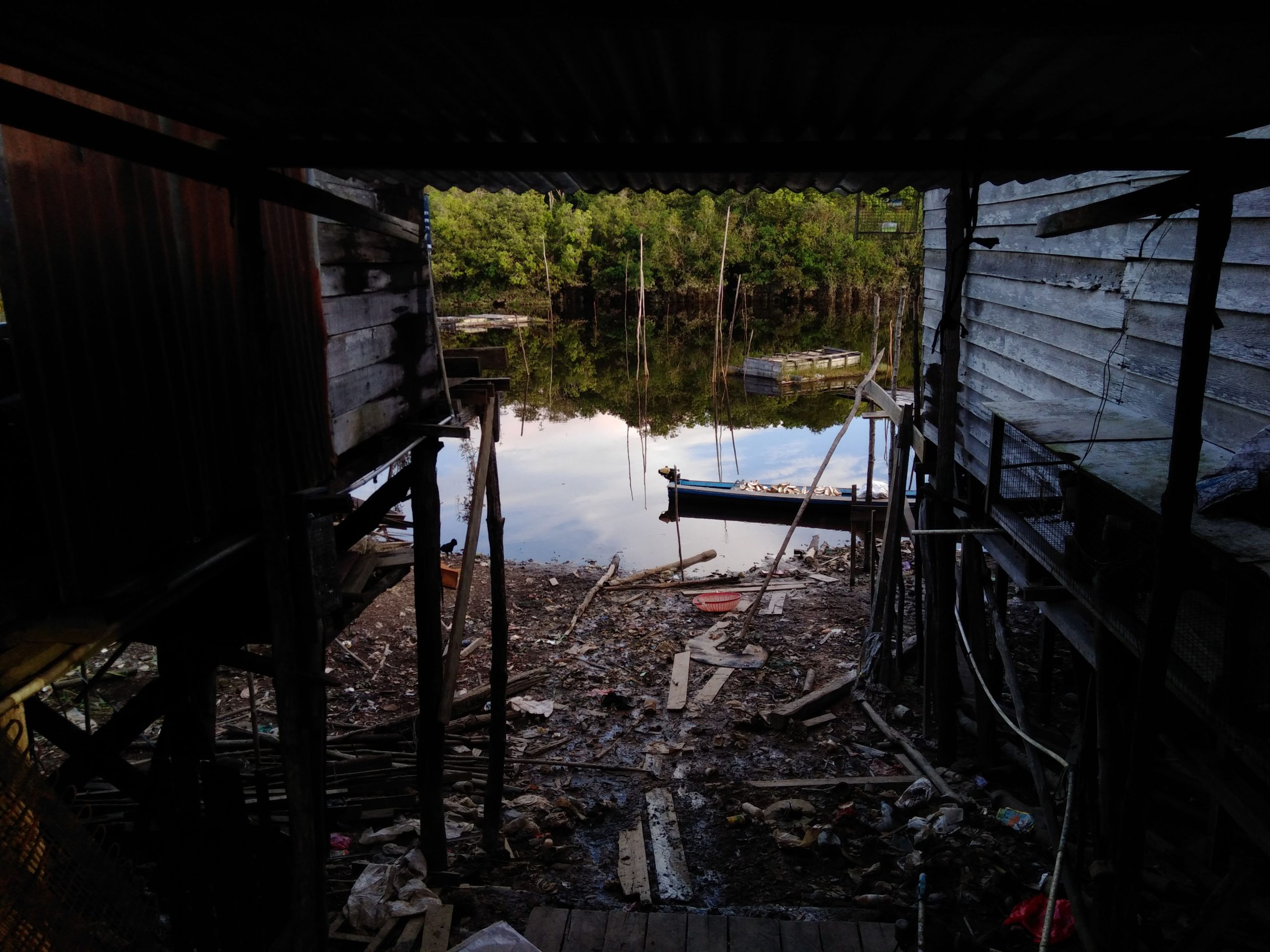 “Kampung Meeting” dalam Pemulihan Ruang Hidup Masyarakat Adat di Kalimantan Barat